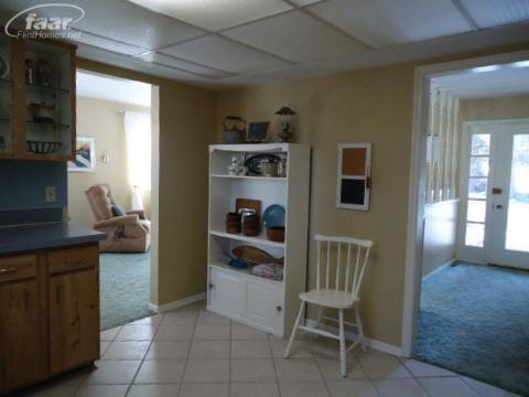6726 East River Road Flushing, MI 48433 - Photo 11 of 30 20345532-10.JPG