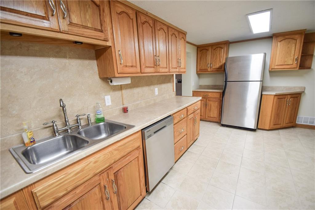 3897 Cloverdale Road Medway, OH 45341 - Photo 12 of 40 Gallery Image 12