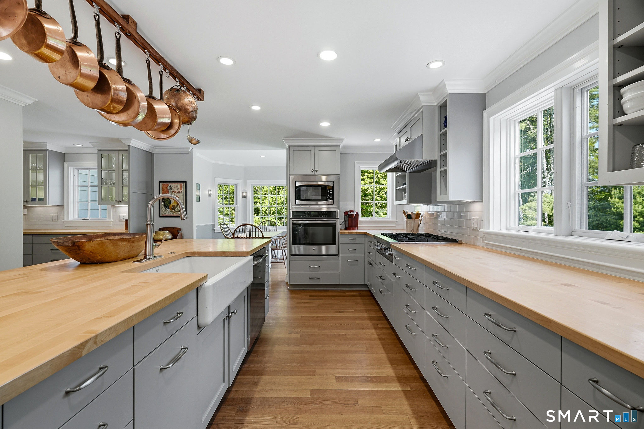118 Bill Hill Road Lyme, CT 06371 - Photo 7 of 38 Well renovated with a center island