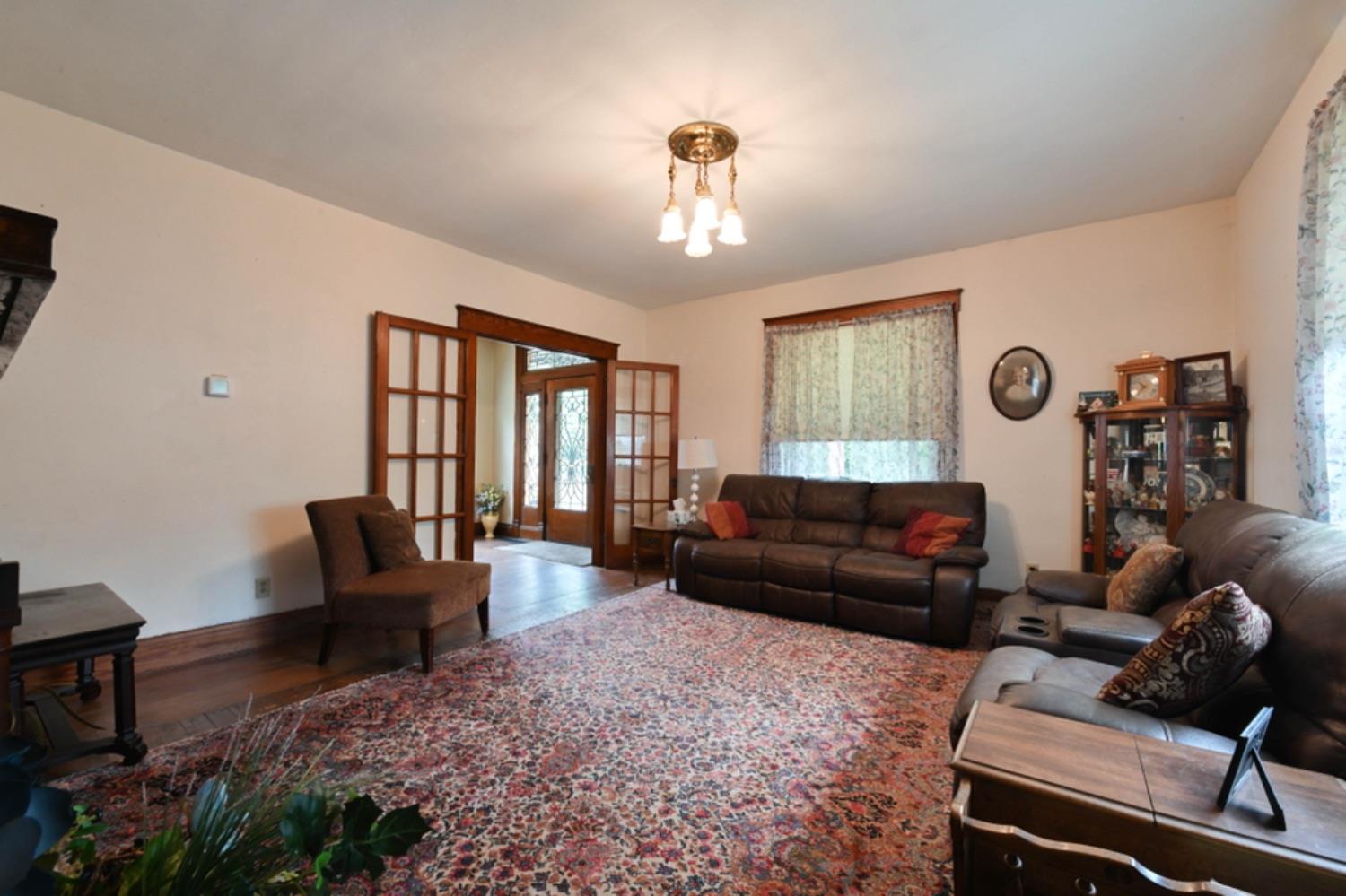 477 Ridge Avenue Lawrenceburg, IN 47025 - Photo 12 of 45 Gallery Image 12