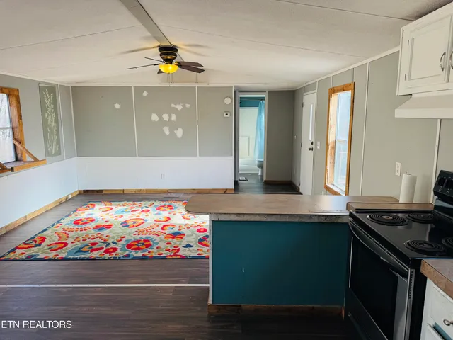 $270,000 | 253 Little Johnson Valley Road, Kingston, TN 37763