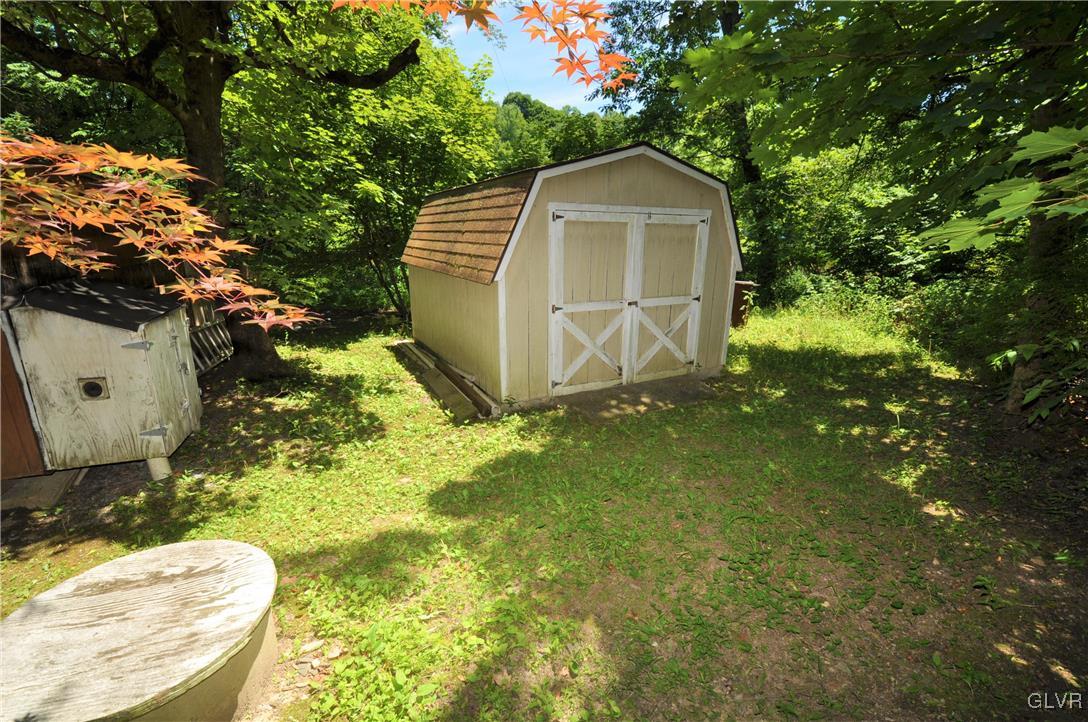 20 Grove Road Northampton, PA 18067 - Photo 4 of 22 Gallery Image 4