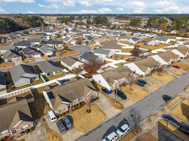 $205,000 | 2320 Saddleback Drive, Unit B, Winterville, NC 28590