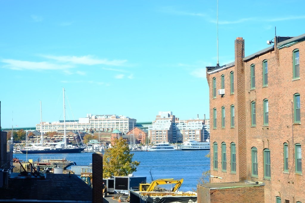 71 Border Street, Unit 5 Boston, MA 02128 - Photo 4 of 10