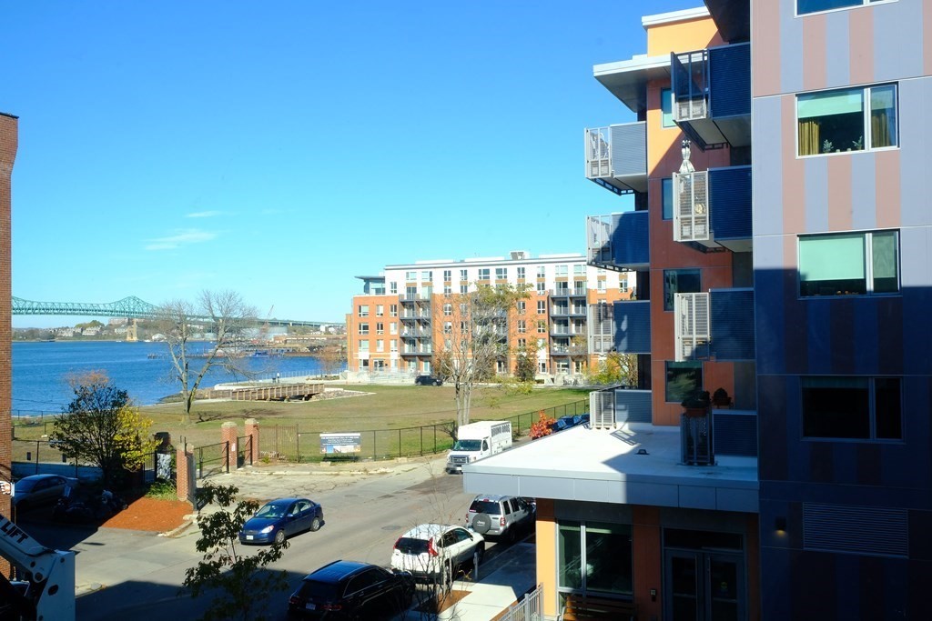 71 Border Street, Unit 5 Boston, MA 02128 - Photo 5 of 10