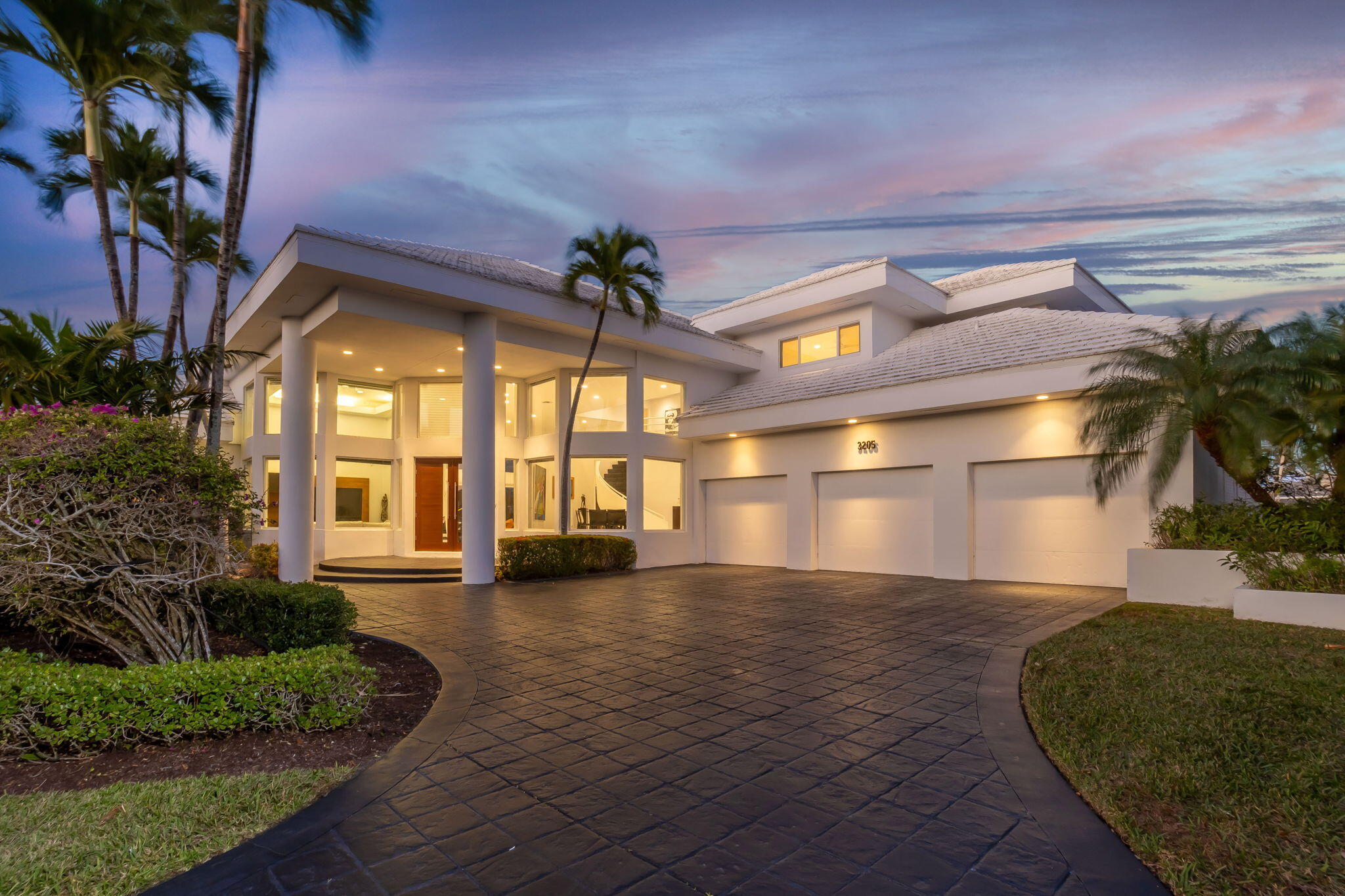 3205 St Charles Place Boca Raton, FL 33434 - Photo 8 of 84 3 car garage