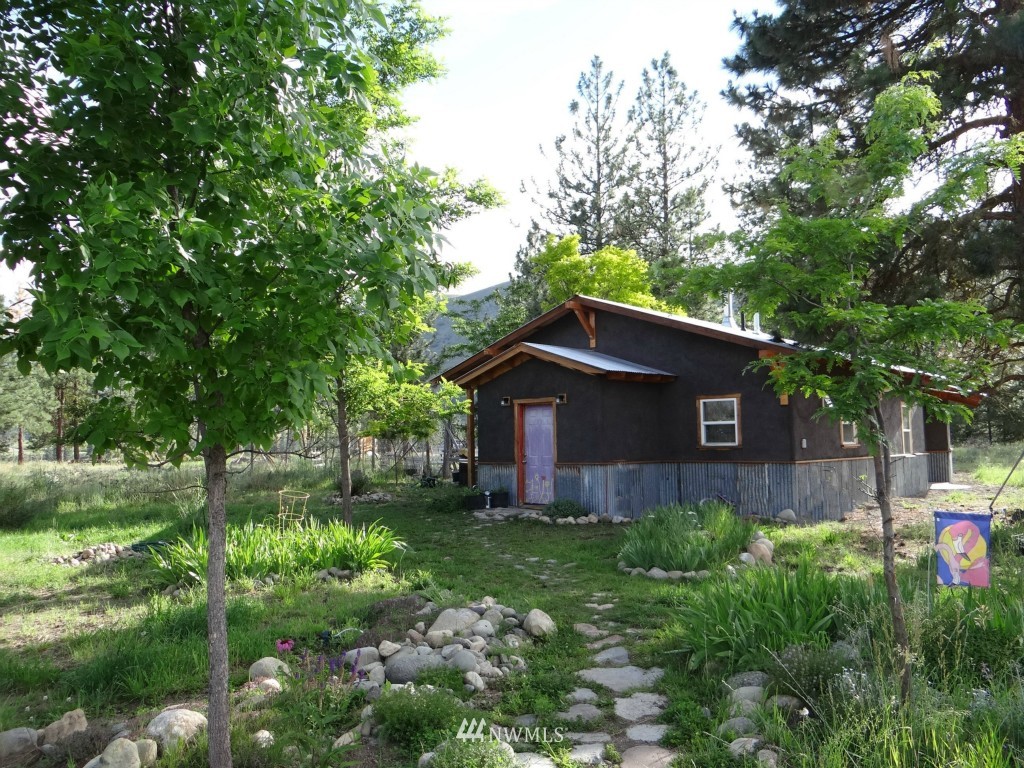 46 Star Flower Road Winthrop, WA 98862 - Photo 1 of 20 Gallery Image 1