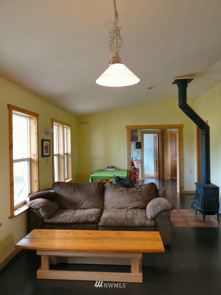 46 Star Flower Road Winthrop, WA 98862 - Photo 4 of 20 Gallery Image 4