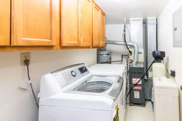 $174,990 | 61137 Greenwood Drive, South Lyon, MI 48178