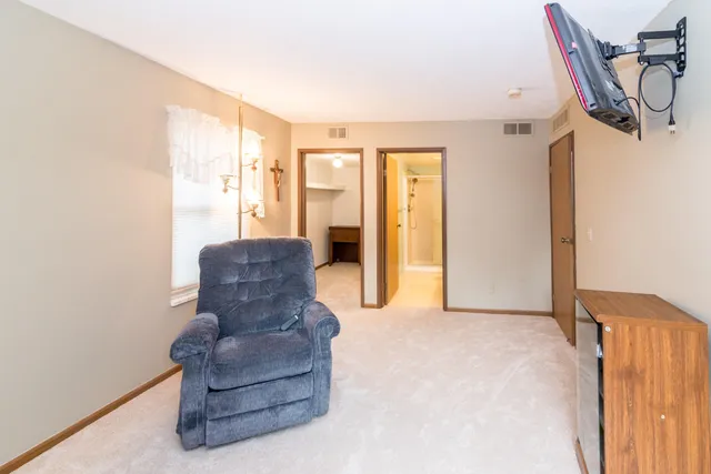 $174,990 | 61137 Greenwood Drive, South Lyon, MI 48178