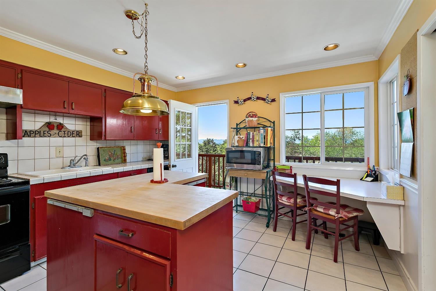 795 South Stage Road Medford, OR 97501 - Photo 9 of 29 Additional Photo