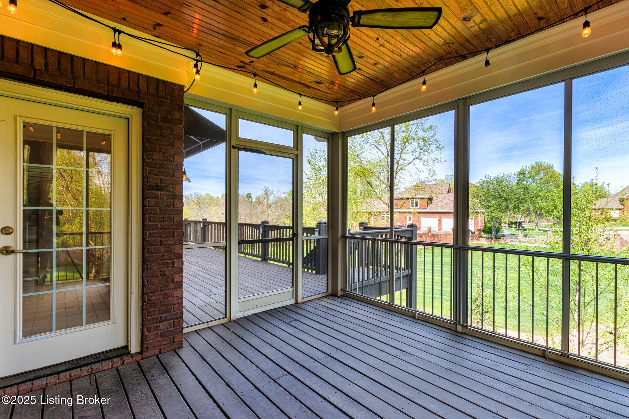 2907 Doe Ridge Court Prospect, KY 40059 - Photo 44 of 49 Screned Porch
