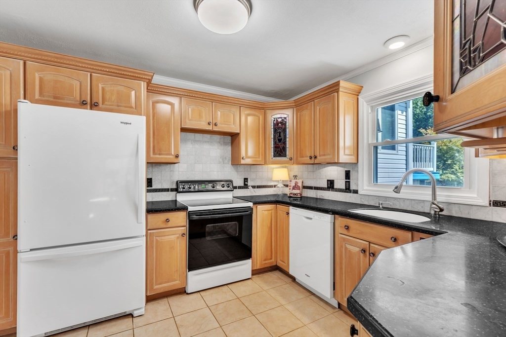 42 Long Plain Road Whately, MA 01373 - Photo 11 of 41 Gallery Image 11
