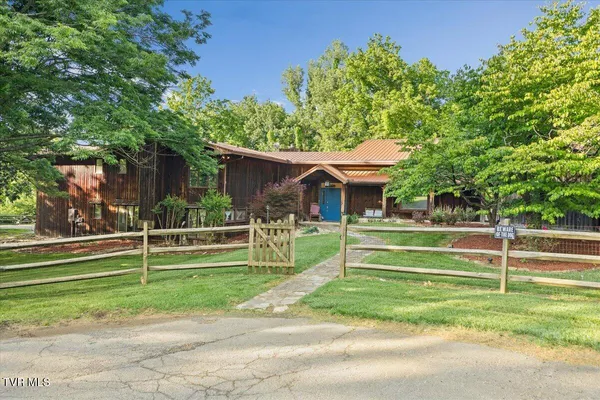 $487,000 | 305 Pleasley Road, Kingsport, TN 37660