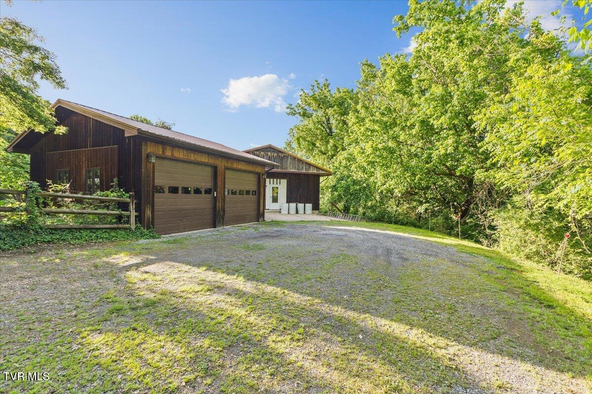 305 Pleasley Road Kingsport, TN 37660 - Photo 15 of 89 14-128A8857