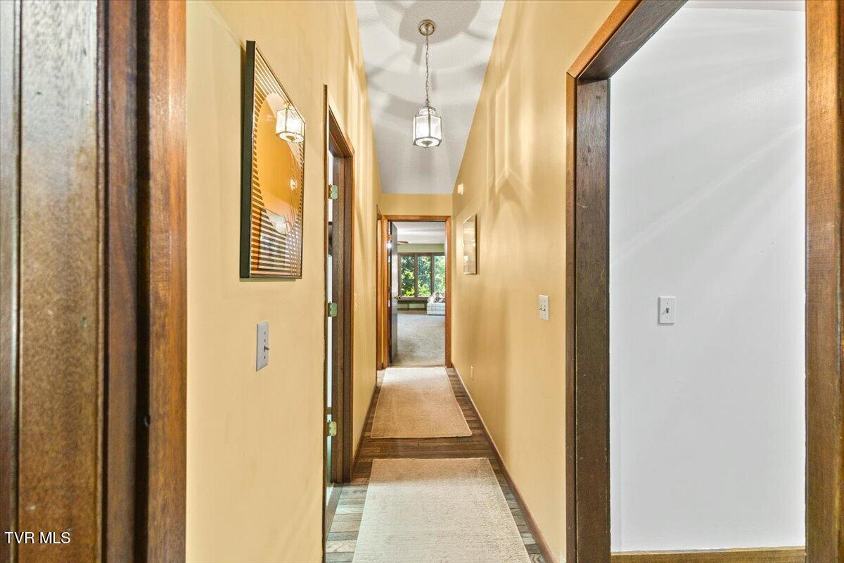305 Pleasley Road Kingsport, TN 37660 - Photo 49 of 89 51-128A8960