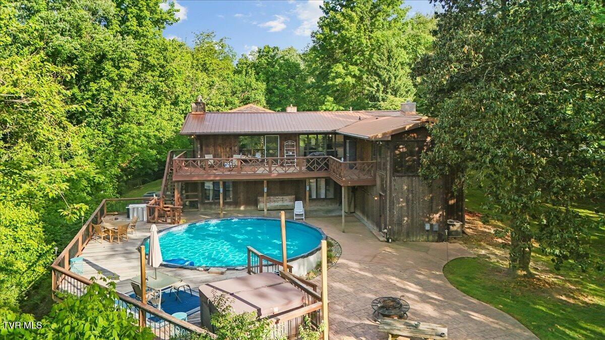 305 Pleasley Road Kingsport, TN 37660 - Photo 7 of 89 03-DJI_20260508183326_0961_Da