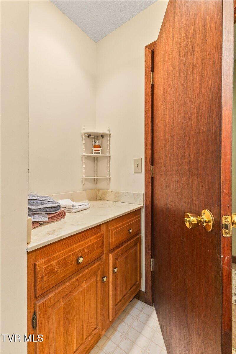 305 Pleasley Road Kingsport, TN 37660 - Photo 77 of 89 73-128A9034