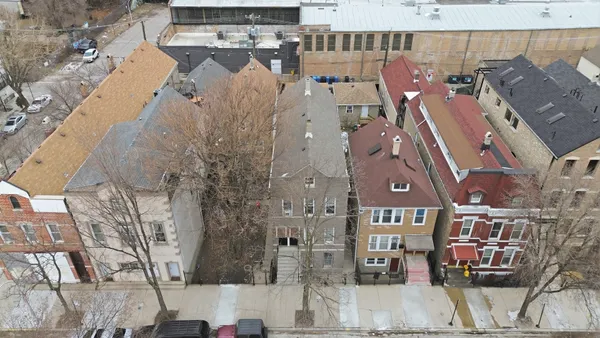 a picture of city view