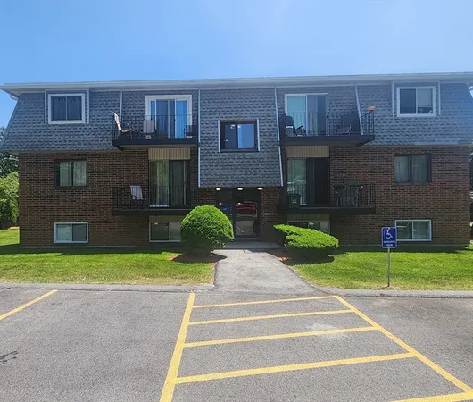 $1,600 | 176 Maple Avenue, Unit 21, Rutland, MA 01543