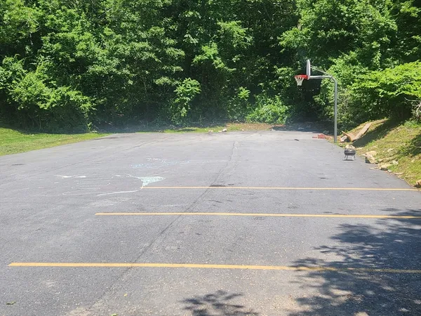 $1,600 | 176 Maple Avenue, Unit 21, Rutland, MA 01543