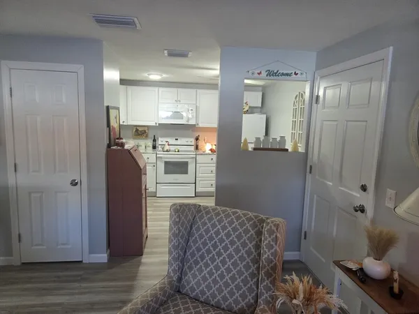 $1,600 | 176 Maple Avenue, Unit 21, Rutland, MA 01543