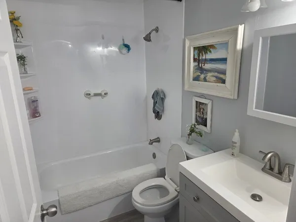 $1,600 | 176 Maple Avenue, Unit 21, Rutland, MA 01543