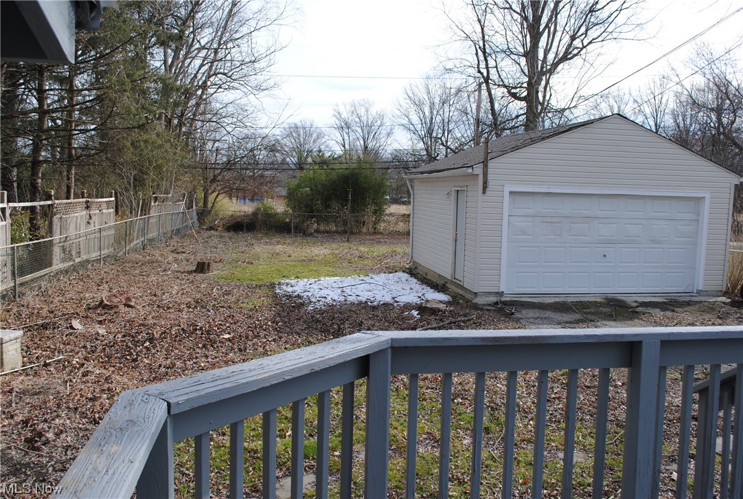 1549 Sheffield Road Cleveland, OH 44121 - Photo 21 of 23