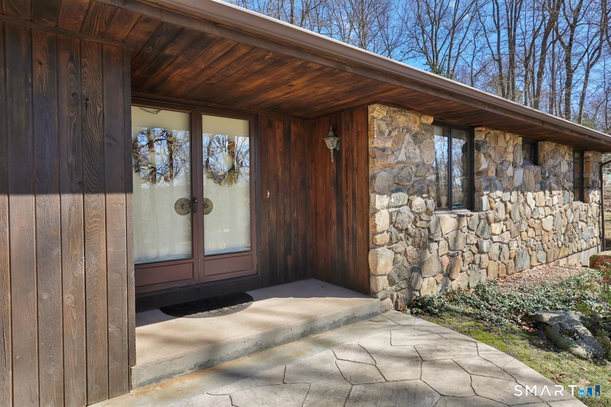 179 Blue Ridge Drive Manchester, CT 06040 - Photo 1 of 31