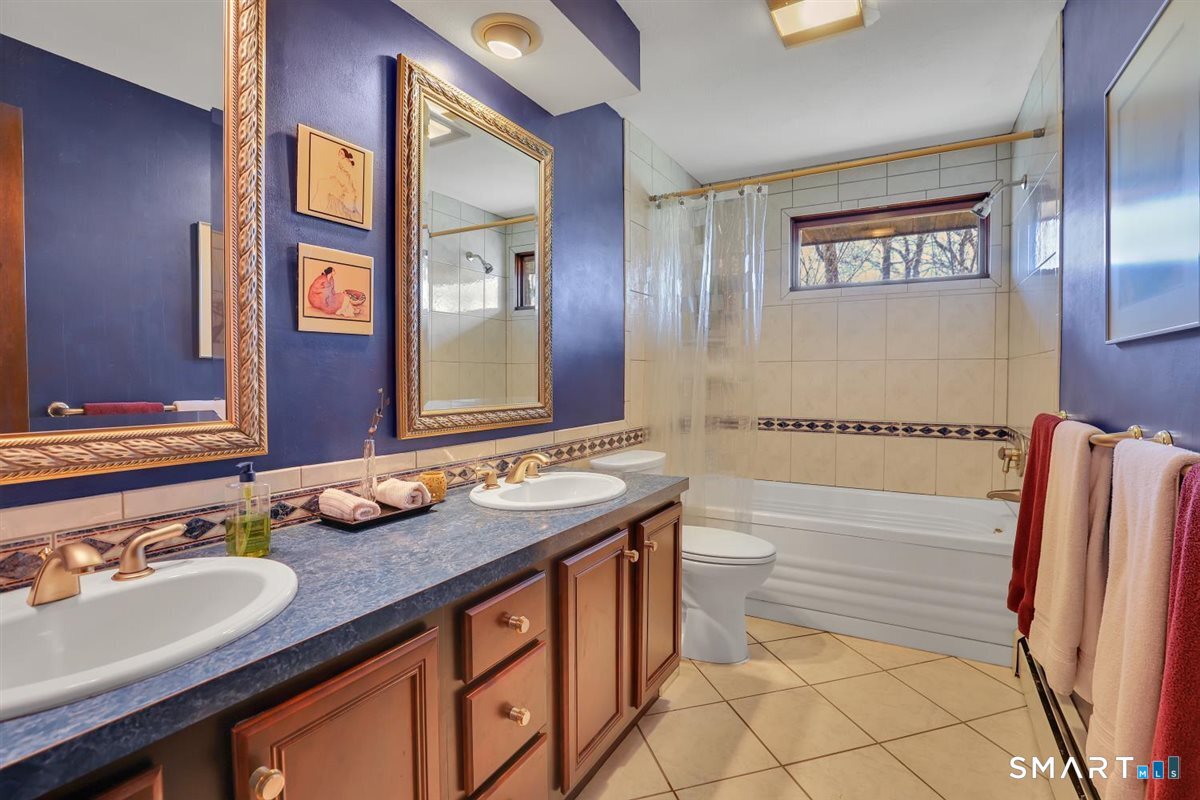 179 Blue Ridge Drive Manchester, CT 06040 - Photo 20 of 31