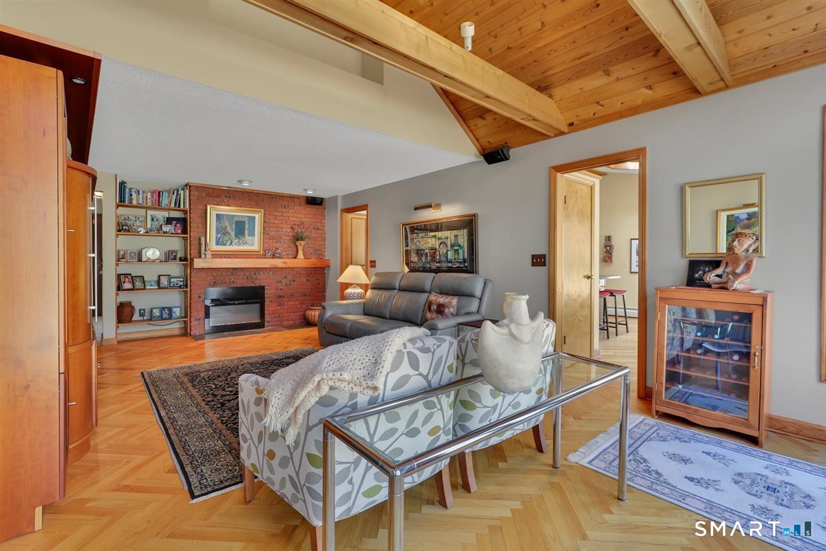 179 Blue Ridge Drive Manchester, CT 06040 - Photo 6 of 31