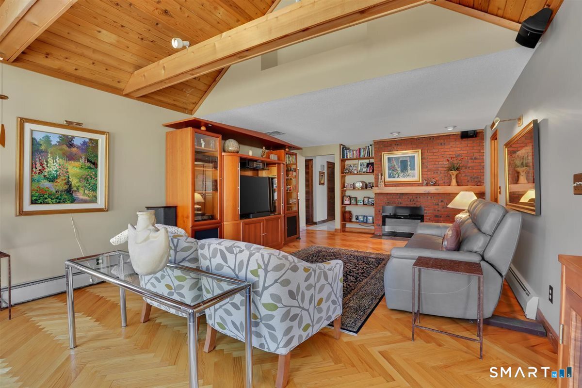 179 Blue Ridge Drive Manchester, CT 06040 - Photo 7 of 31