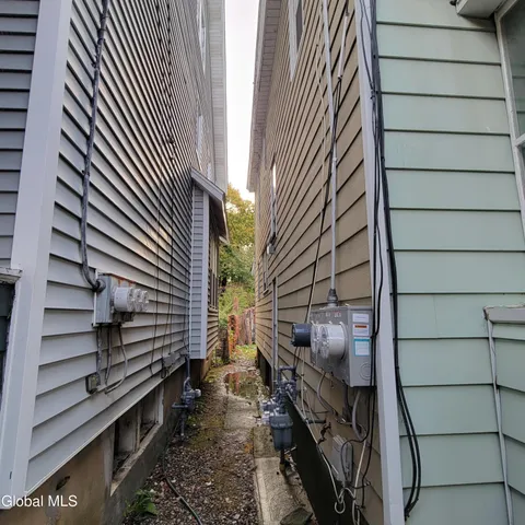 $380,000 | 212 Ontario Street, Albany, NY 12203