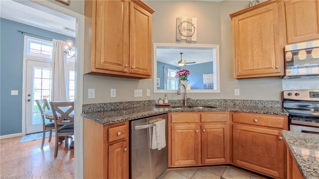 3693 Shadow Ridge Drive High Point, NC 27265 - Photo 14 of 46 Gallery Image 14