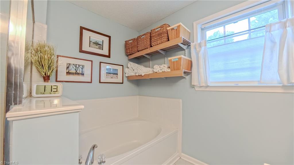 3693 Shadow Ridge Drive High Point, NC 27265 - Photo 26 of 46 Gallery Image 26