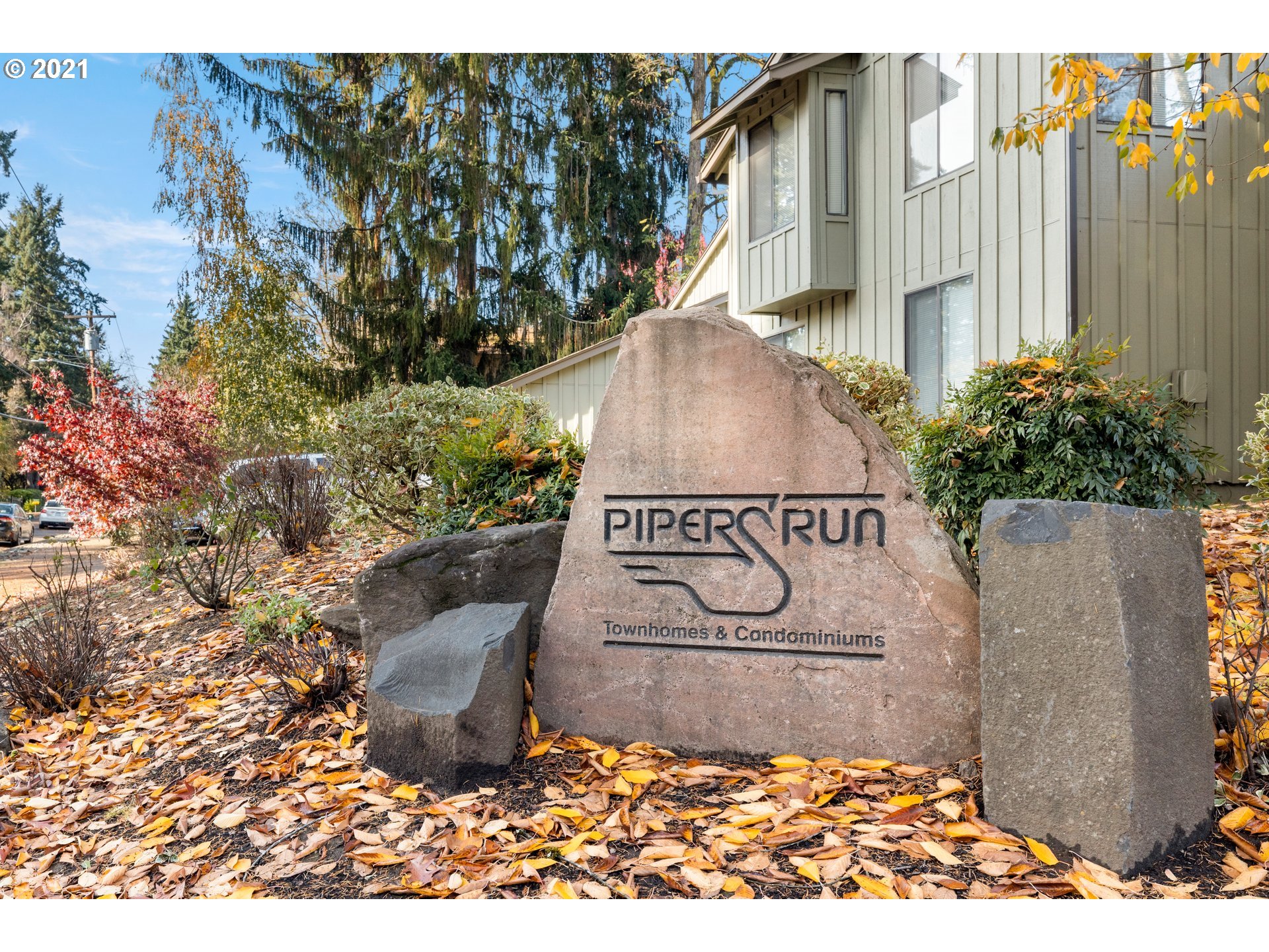 7155 Childs Road Lake Oswego, OR 97035 - Photo 23 of 26 Gallery Image 23