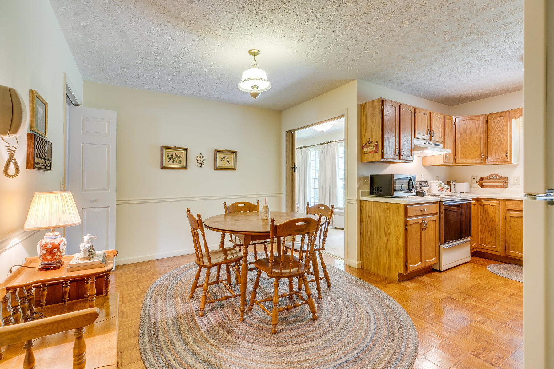 1301 Lone Oak Road Johnson City, TN 37604 - Photo 13 of 37 013