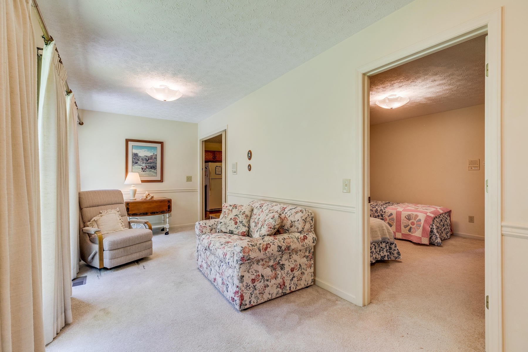 1301 Lone Oak Road Johnson City, TN 37604 - Photo 18 of 37 018
