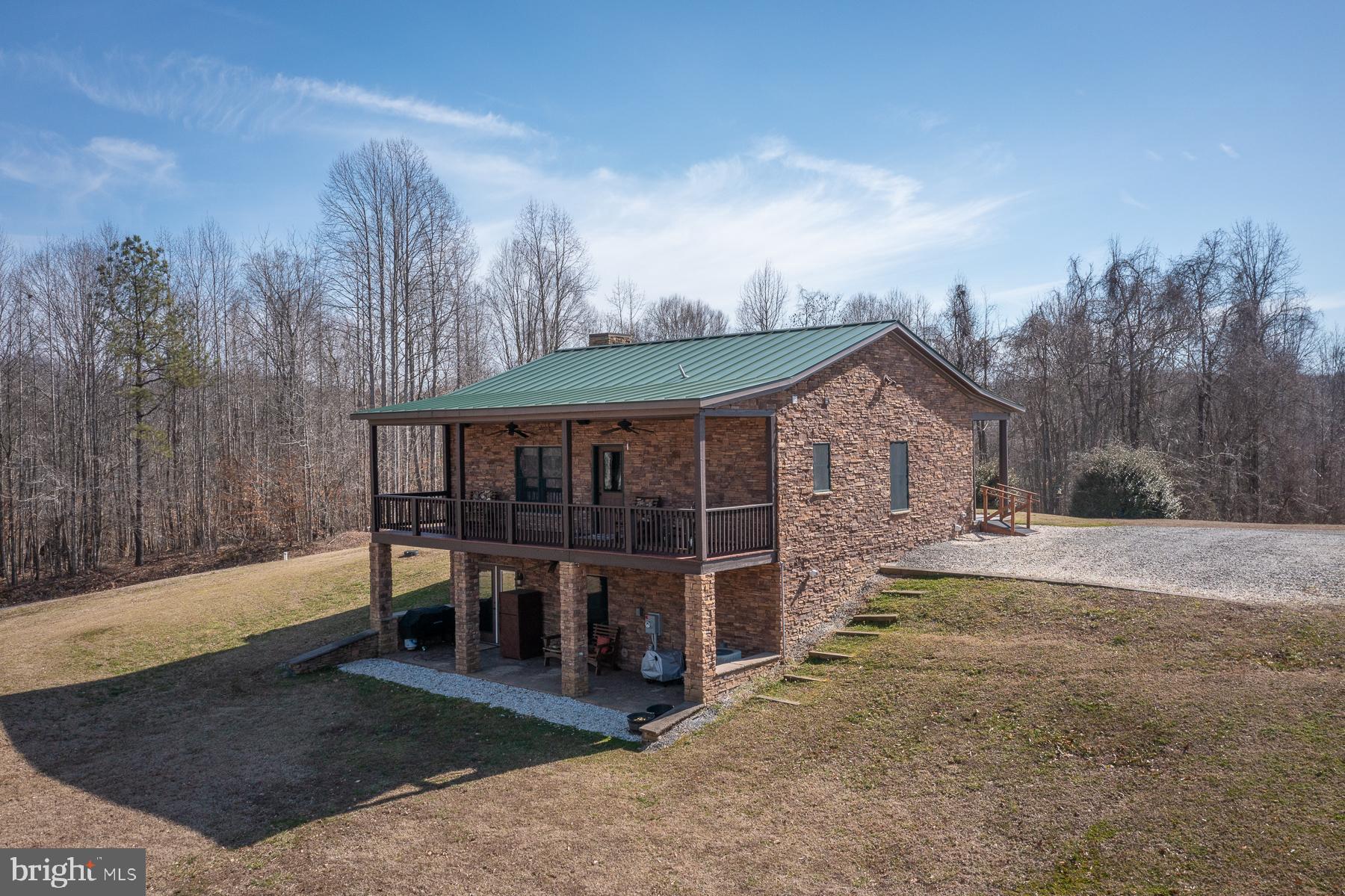 23088 Frog Level Road Ruther Glen, VA 22546 - Photo 3 of 39