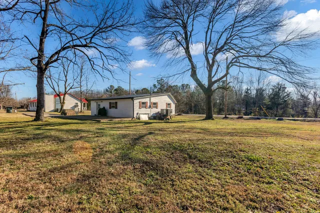 $249,999 | 617 Blue Road, Dickson, TN 37055