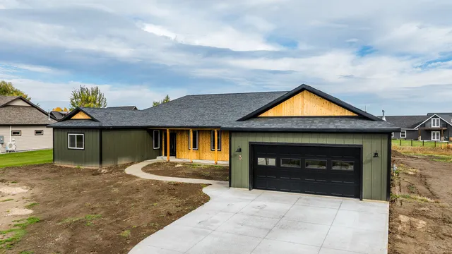 $1,150,000 | 3 Thunderbird Drive, Sheridan, WY 82801