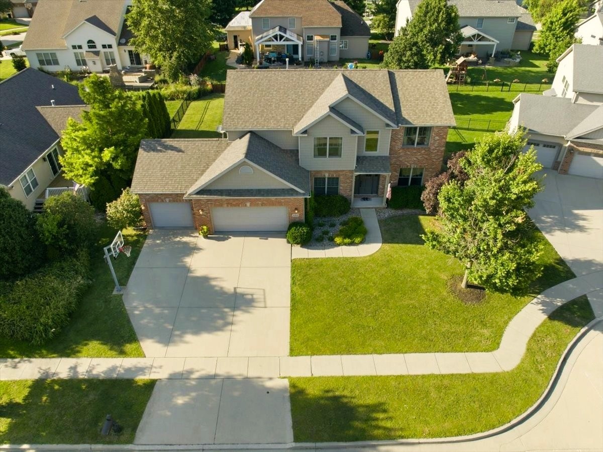 2205 Revere Road Bloomington, IL 61705 - Photo 5 of 65