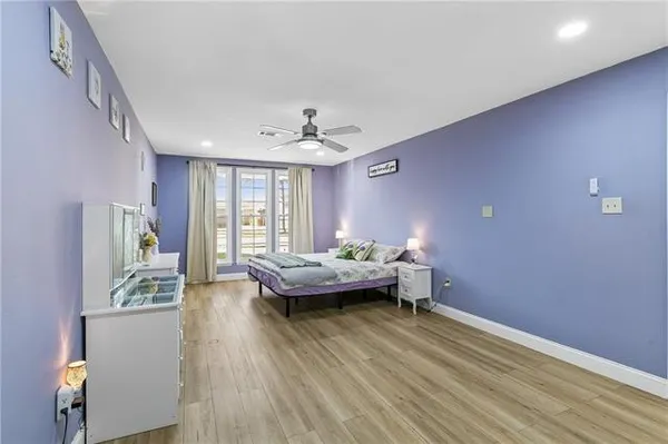 $289,900 | 3725 Dulaney Drive, Harvey, LA 70058