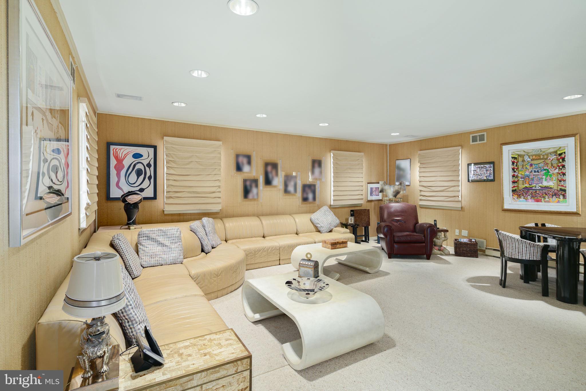 1606 Flat Rock Road Narberth, PA 19072 - Photo 16 of 45 Family Room