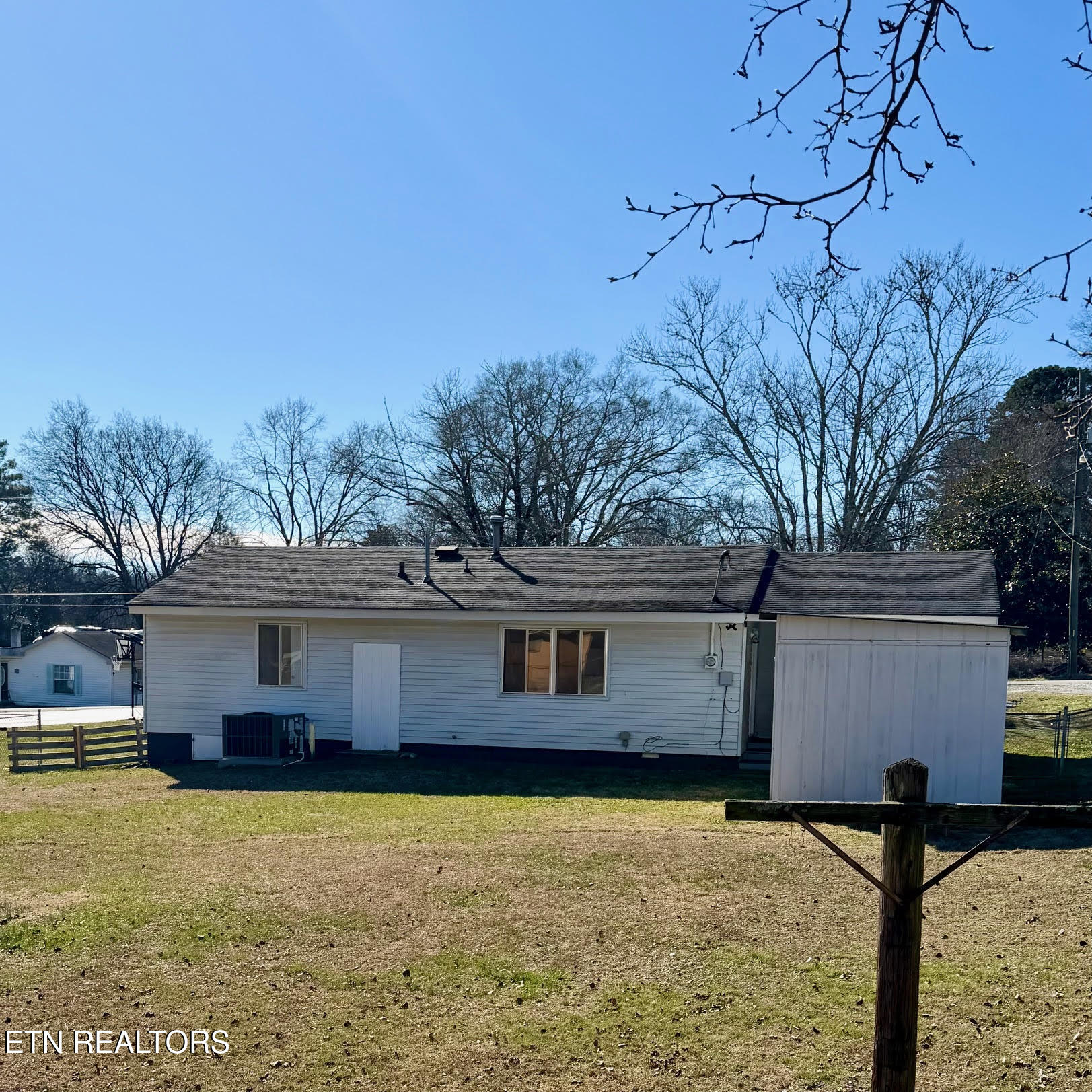 332 Poppy Avenue Dayton, TN 37321 - Photo 15 of 16 Rear Elevation