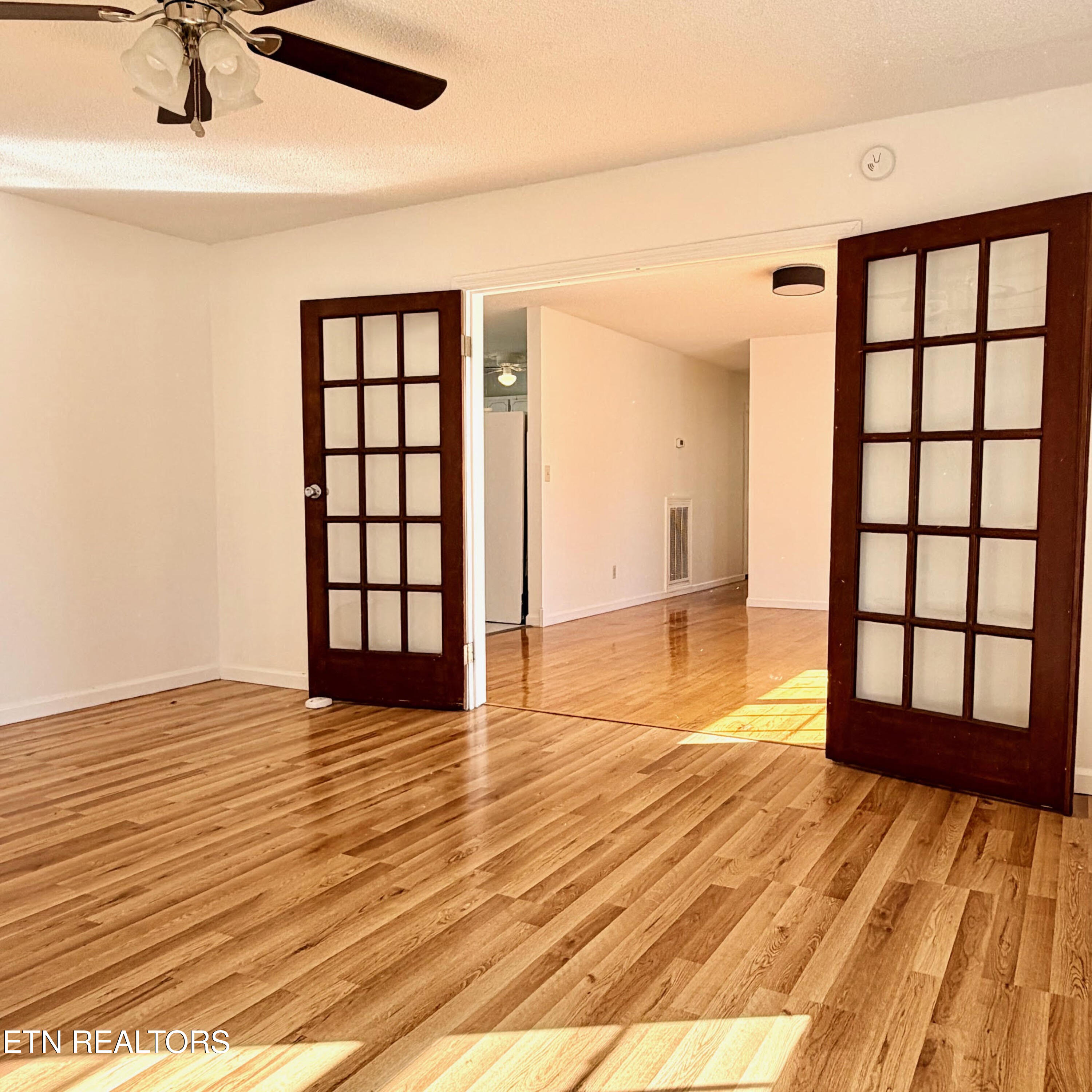 332 Poppy Avenue Dayton, TN 37321 - Photo 6 of 16 Lining Rm 2