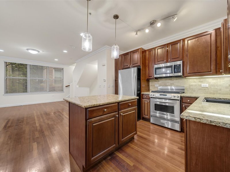 1234 West Monroe Street, Unit 4 Chicago, IL 60607 - Photo 20 of 26