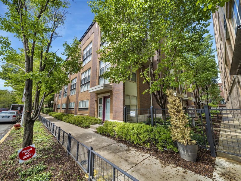 1234 West Monroe Street, Unit 4 Chicago, IL 60607 - Photo 5 of 26