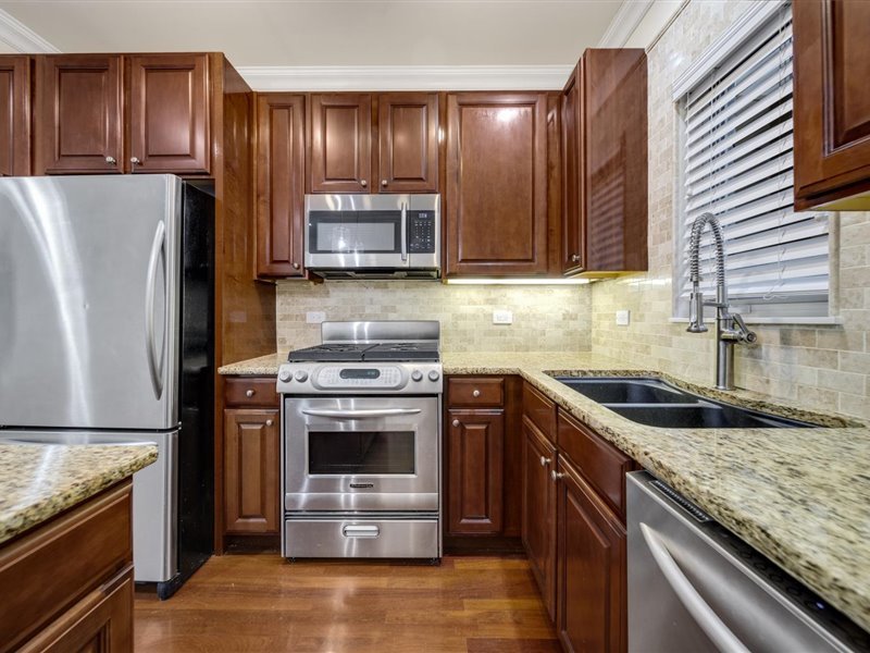 1234 West Monroe Street, Unit 4 Chicago, IL 60607 - Photo 7 of 26