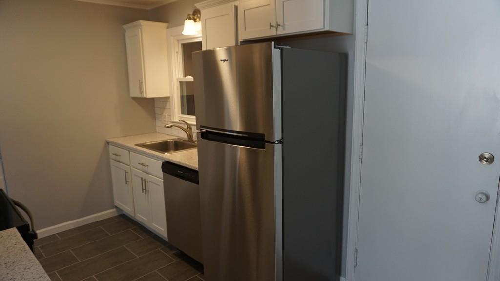 155 Old Farm Road Springfield, MA 01119 - Photo 7 of 26